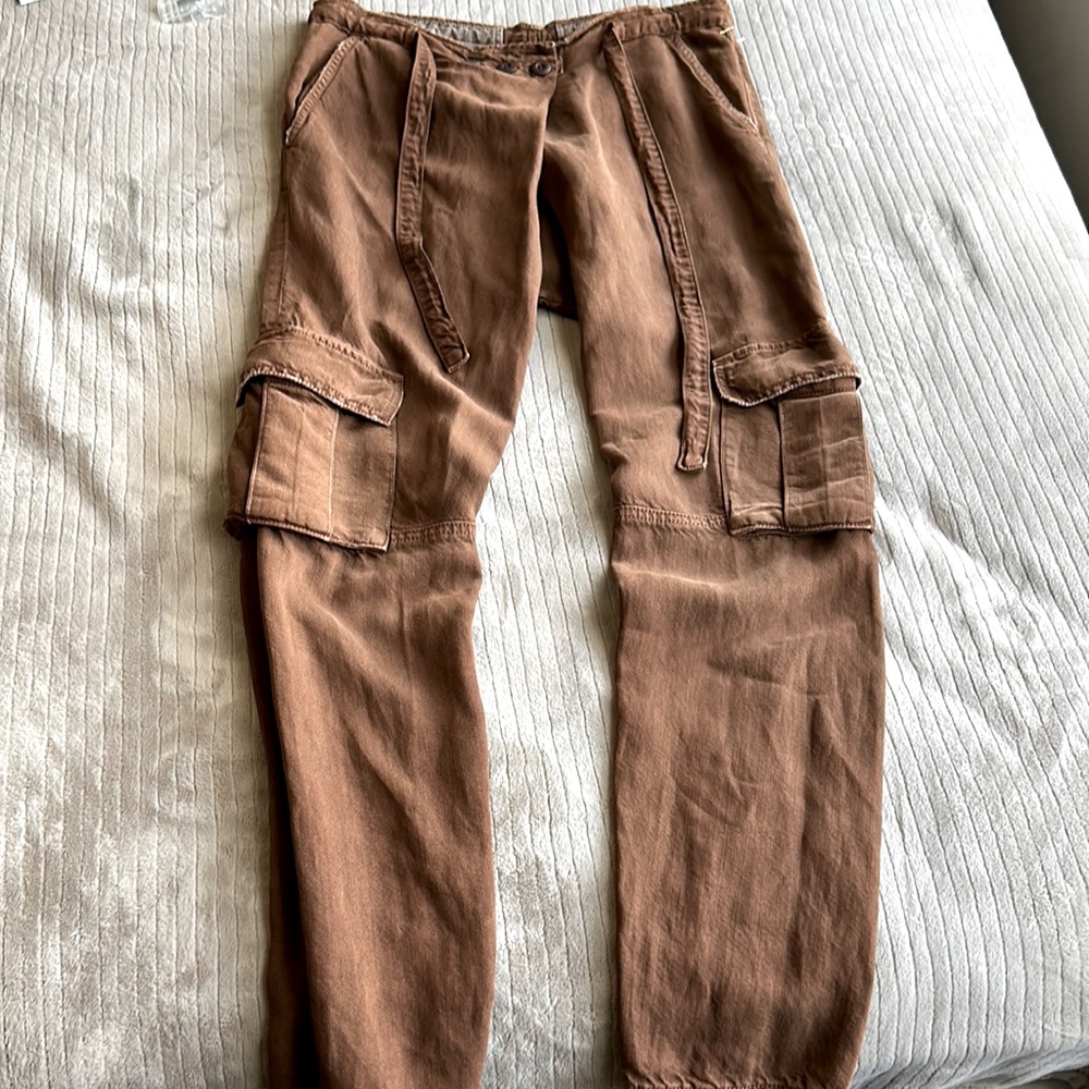 Marvin Women’s cross over pants, size M.